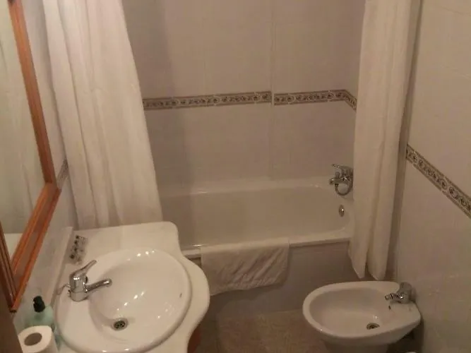 Villamartin, Tranquilo Y Con Parking *