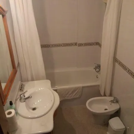 Villamartin, Tranquilo Y Con Parking *