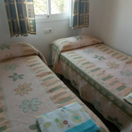 Villamartin, Tranquilo Y Con Parking *